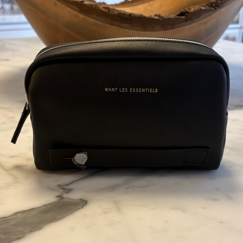 WANT LES ESSENTIELS Travel Kit